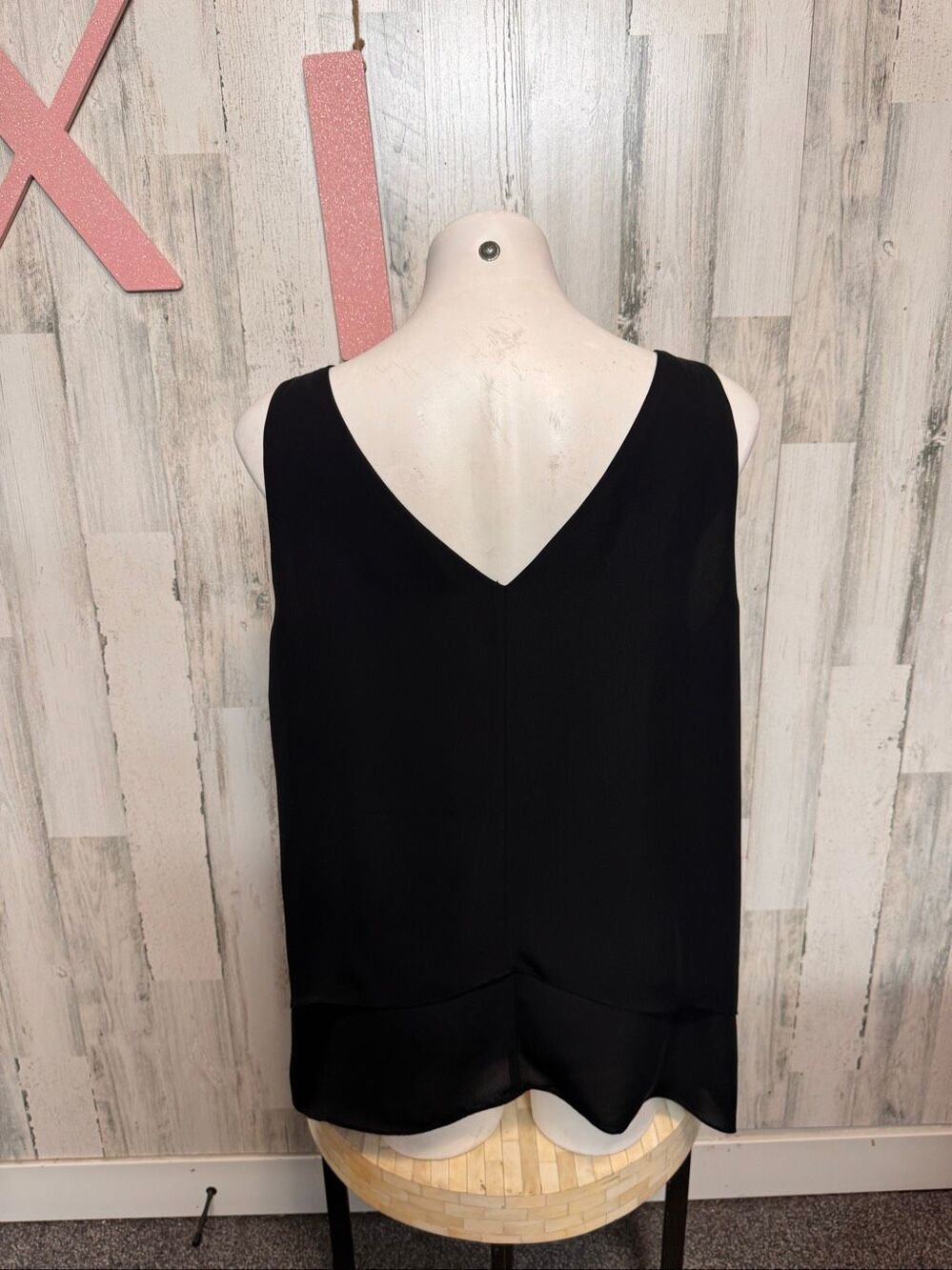 New York & Company Layered Chiffon Tank Top Womens XL Black Studded Blouse - Picture 2 of 8
